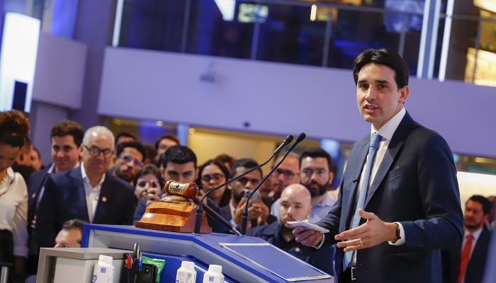 ministro_silvio_costa_filho_no_leilao_do_tunel_guaruja-santos_-_eduardo_oliveira-mpor.jpg