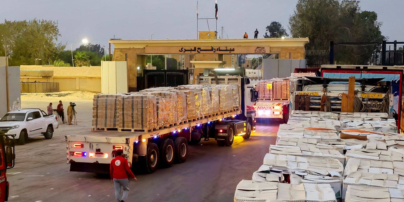 2025-08-20t153842z_1_lynxmpel7j0px_rtroptp_4_israel-palestinos-gaza-abrigo.jpg