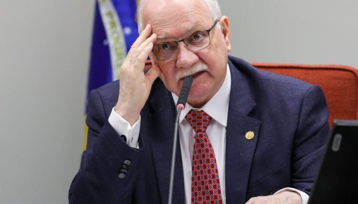 pzzb4837.jpg